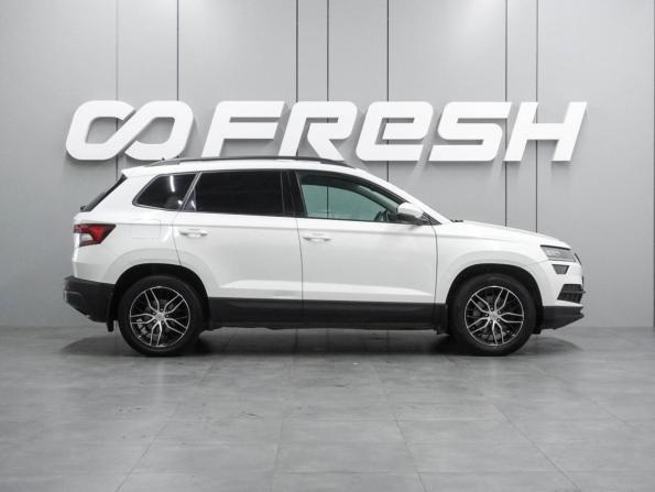 Skoda Karoq I с пробегом 2020 года, цена 2 195 000 рублей, 132857 км, внедорожник, Автокод Объявления