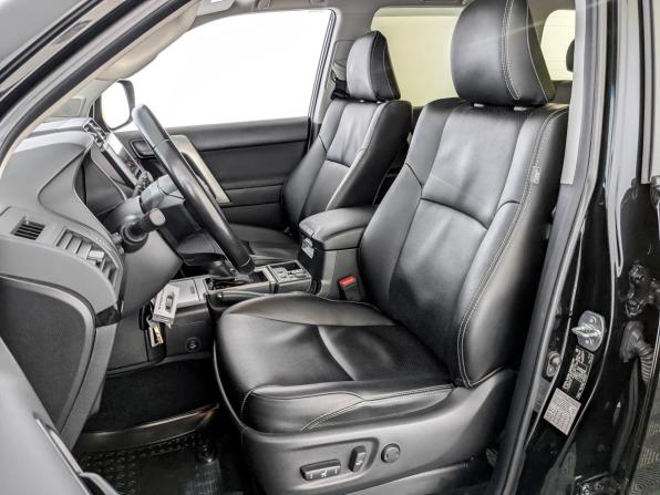 Toyota Land Cruiser Prado 150 Series Рестайлинг 3 с пробегом 2021 года, цена 4 940 000 рублей, 83361 км, внедорожник, Автокод Объявления