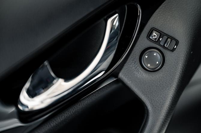 Nissan Qashqai II с пробегом 2018 года, цена 1 580 000 рублей, 101290 км, внедорожник, Автокод Объявления