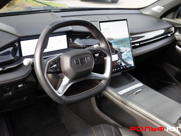 Geely Preface I с пробегом 2024 года, цена 2 488 000 рублей, 26093 км, седан, Автокод Объявления