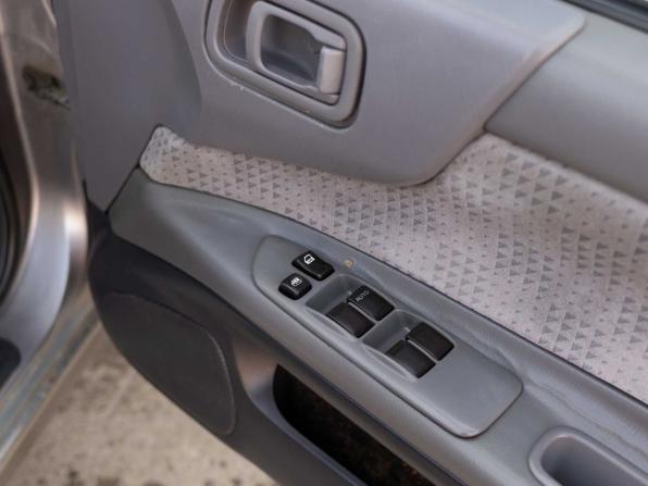Nissan Avenir II (W11) с пробегом 2001 года, цена 130 000 рублей, 398980 км, универсал, Автокод Объявления