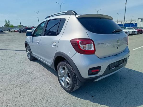 Renault Sandero II Рестайлинг с пробегом 2019 года, цена 1 119 995 рублей, 90063 км, хэтчбек, Автокод Объявления