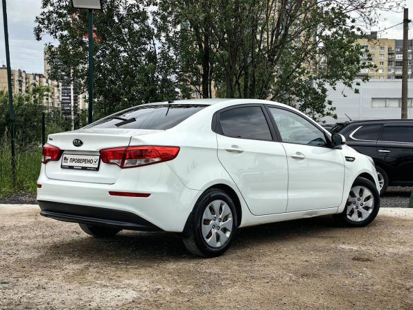 Kia Rio III Рестайлинг с пробегом 2015 года, цена 999 000 рублей, 150000 км, седан, Автокод Объявления