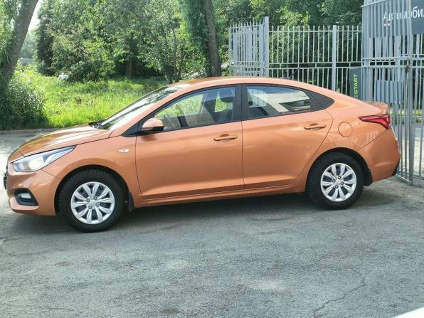 Hyundai Solaris II с пробегом 2017 года, цена 1 190 000 рублей, 97300 км, седан, Автокод Объявления