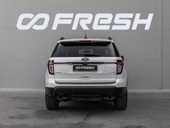 Ford Explorer V с пробегом 2015 года, цена 1 850 000 рублей, 294053 км, внедорожник, Автокод Объявления