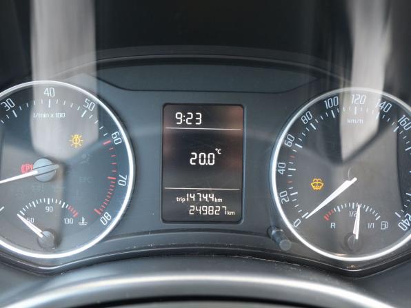 Skoda Octavia II (A5) Рестайлинг с пробегом 2013 года, цена 770 000 рублей, 249827 км, лифтбек, Автокод Объявления