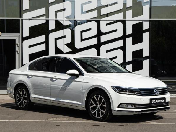 Volkswagen Passat B8 с пробегом 2016 года, цена 2 450 000 рублей, 109094 км, седан, Автокод Объявления