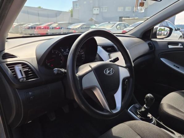 Hyundai Solaris I с пробегом 2011 года, цена 690 000 рублей, 140760 км, хэтчбек, Автокод Объявления