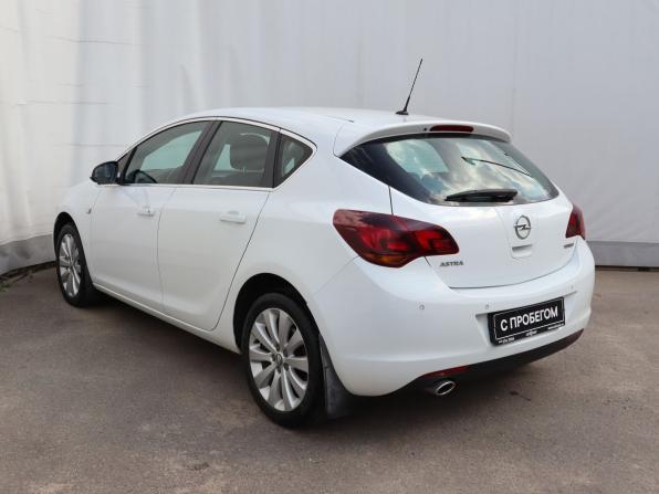 Opel Astra J с пробегом 2011 года, цена 619 000 рублей, 195000 км, хэтчбек, Автокод Объявления