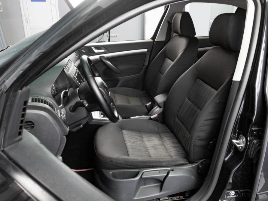 Skoda Octavia II (A5) Рестайлинг Тюмень  - изображение 10