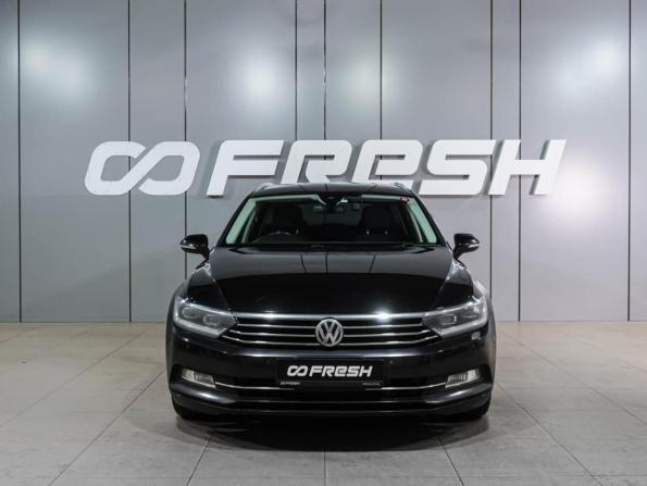 Volkswagen Passat B8 с пробегом 2015 года, цена 1 469 000 рублей, 129685 км, универсал, Автокод Объявления