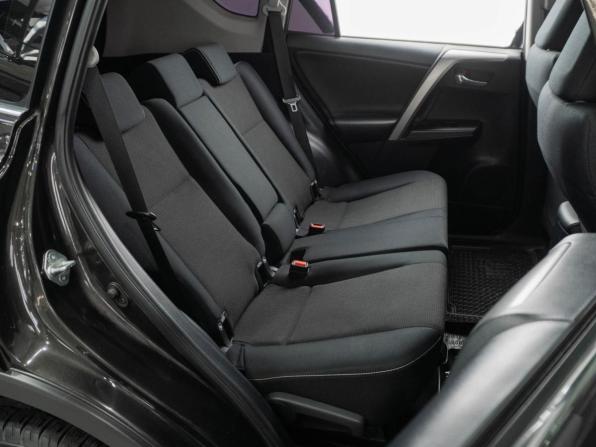 Toyota RAV4 IV (XA40) Рестайлинг с пробегом 2016 года, цена 2 250 000 рублей, 152450 км, внедорожник, Автокод Объявления
