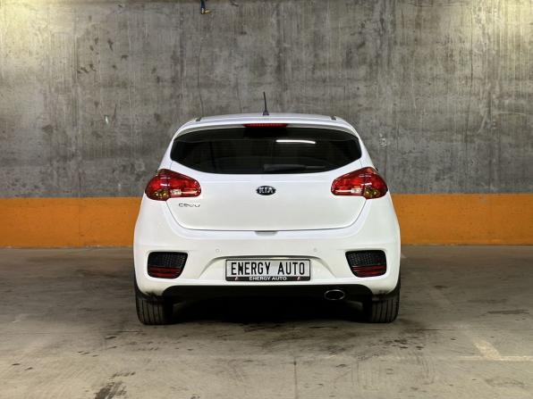 Kia Ceed II Рестайлинг с пробегом 2015 года, цена 1 299 000 рублей, 158936 км, хэтчбек, Автокод Объявления