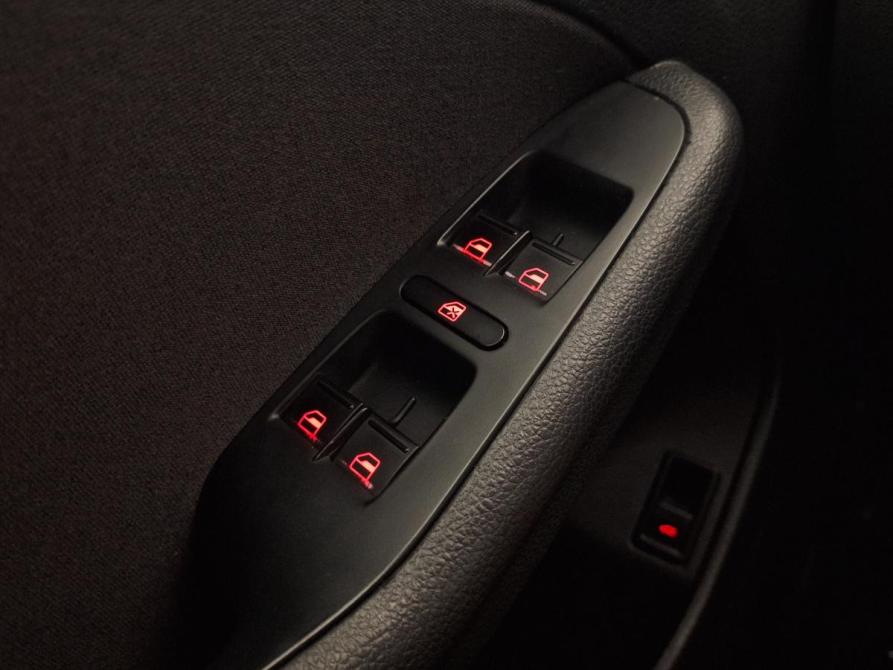 Volkswagen Jetta VI Псков  - изображение 18