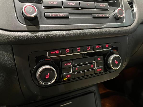 Volkswagen Tiguan I Рестайлинг с пробегом 2011 года, цена 1 160 000 рублей, 162978 км, внедорожник, Автокод Объявления