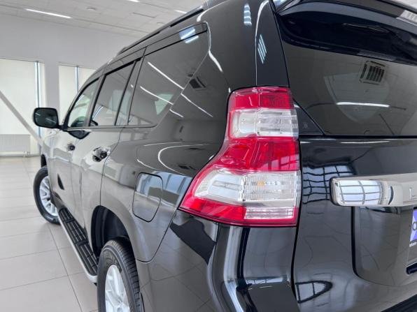 Toyota Land Cruiser Prado 150 Series Рестайлинг 1 с пробегом 2016 года, цена 3 940 000 рублей, 189161 км, внедорожник, Автокод Объявления