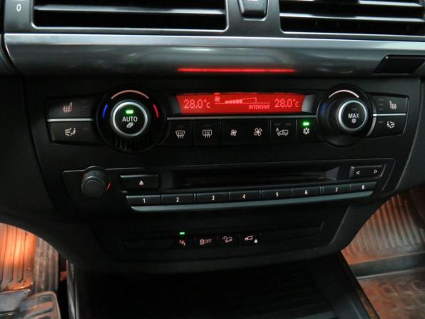 BMW X5 II (E70) Рестайлинг с пробегом 2010 года, цена 1 487 000 рублей, 276878 км, внедорожник, Автокод Объявления
