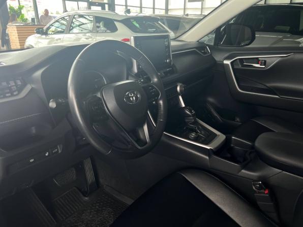 Toyota RAV4 V (XA50) с пробегом 2021 года, цена 3 700 000 рублей, 55000 км, внедорожник, Автокод Объявления