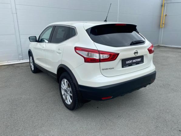 Nissan Qashqai II с пробегом 2016 года, цена 1 874 000 рублей, 81414 км, внедорожник, Автокод Объявления