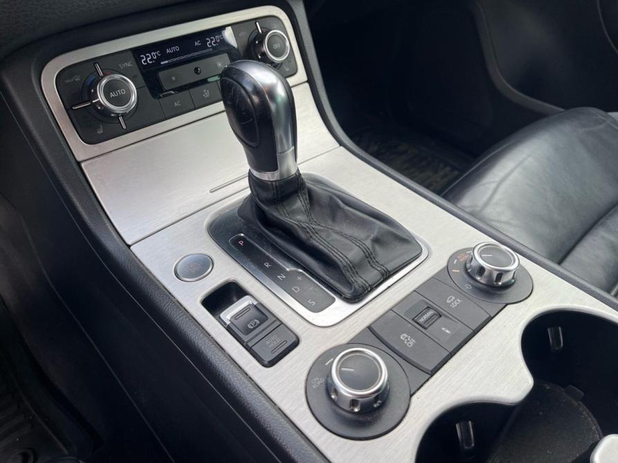 Volkswagen Touareg II Санкт-Петербург  - изображение 13