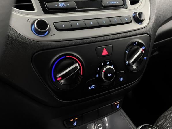 Hyundai Solaris II Рестайлинг с пробегом 2020 года, цена 1 749 000 рублей, 128541 км, седан, Автокод Объявления