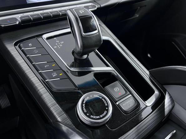 Geely Atlas Pro с пробегом 2023 года, цена 1 699 000 рублей, 90218 км, внедорожник, Автокод Объявления