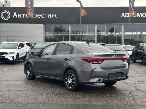 Kia Rio IV Рестайлинг с пробегом 2021 года, цена 1 425 000 рублей, 130000 км, седан, Автокод Объявления