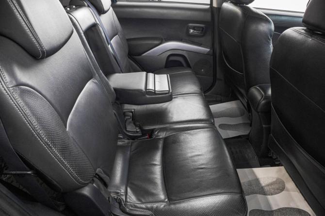 Mitsubishi Outlander II с пробегом 2007 года, цена 1 099 000 рублей, 250000 км, внедорожник, Автокод Объявления