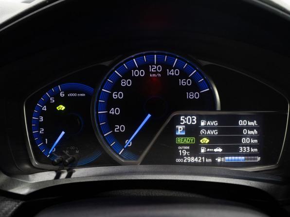 Toyota Corolla XI (E160 E170 E180) с пробегом 2014 года, цена 1 000 000 рублей, 298421 км, универсал, Автокод Объявления