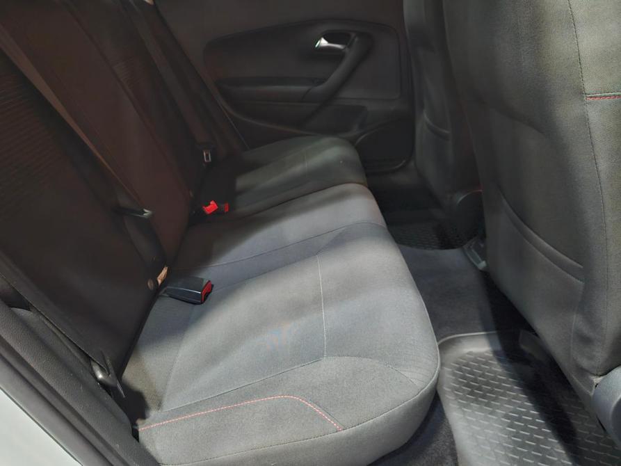 Volkswagen Polo V Рестайлинг Вологда  - изображение 14