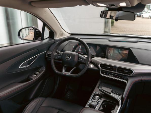Changan UNI-T I с пробегом 2024 года, цена 2 095 000 рублей, 11000 км, внедорожник, Автокод Объявления