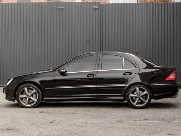 Mercedes-Benz C-Класс II (W203) Рестайлинг с пробегом 2005 года, цена 740 000 рублей, 327354 км, седан, Автокод Объявления