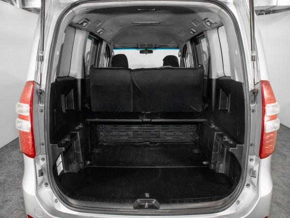Toyota Noah II (R70) с пробегом 2012 года, цена 1 385 000 рублей, 271157 км, минивэн, Автокод Объявления