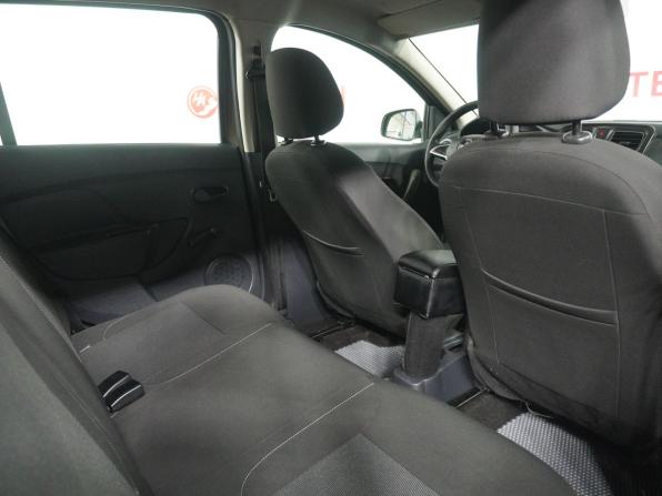 Renault Sandero II Рестайлинг с пробегом 2019 года, цена 1 097 000 рублей, 105000 км, хэтчбек, Автокод Объявления
