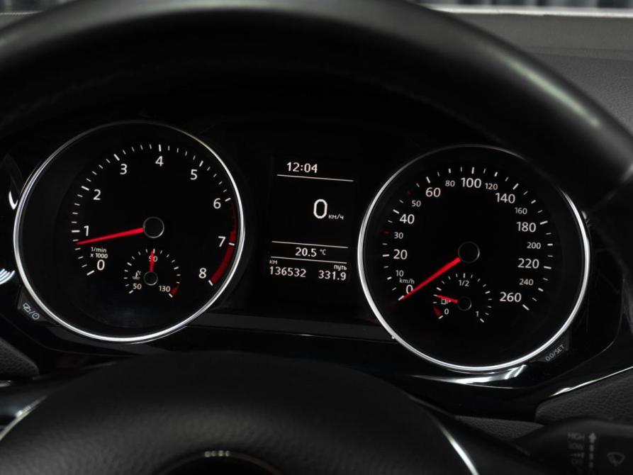 Volkswagen Jetta VI Рестайлинг Тюмень  - изображение 14