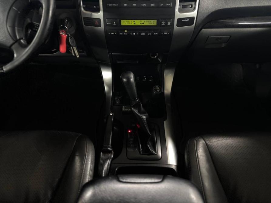 Toyota Land Cruiser Prado 120 Series Рестайлинг Санкт-Петербург  - изображение 16