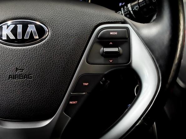 Kia Rio III Рестайлинг с пробегом 2015 года, цена 1 000 000 рублей, 101027 км, хэтчбек, Автокод Объявления