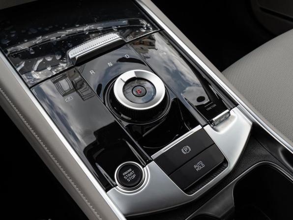 Kia Sportage V с пробегом 2026 года, цена 3 849 000 рублей, 43 км, внедорожник, Автокод Объявления