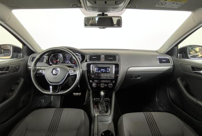 Volkswagen Jetta VI Рестайлинг с пробегом 2016 года, цена 1 385 000 рублей, 133105 км, седан, Автокод Объявления