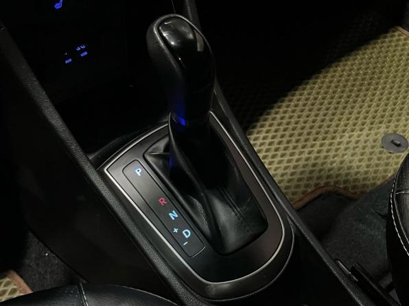 Hyundai Solaris I Рестайлинг с пробегом 2016 года, цена 1 070 000 рублей, 129375 км, седан, Автокод Объявления