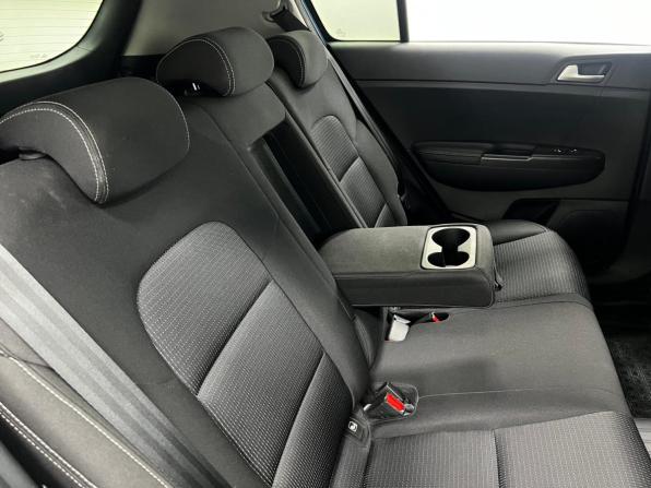 Kia Sportage IV Рестайлинг с пробегом 2019 года, цена 2 200 000 рублей, 49200 км, внедорожник, Автокод Объявления