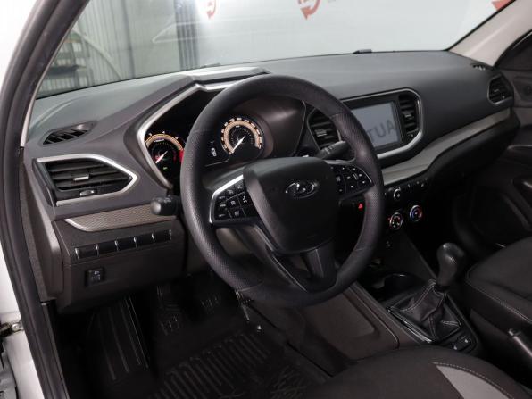 Lada (ВАЗ) Vesta I Рестайлинг (NG) с пробегом 2023 года, цена 1 330 000 рублей, 49336 км, седан, Автокод Объявления