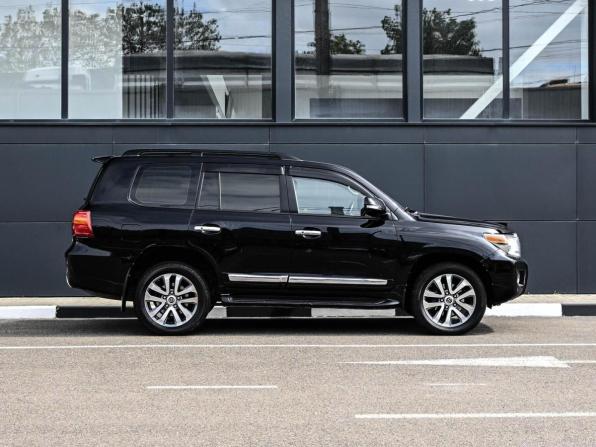 Toyota Land Cruiser 200 Series Рестайлинг 1 с пробегом 2014 года, цена 3 799 000 рублей, 217089 км, внедорожник, Автокод Объявления