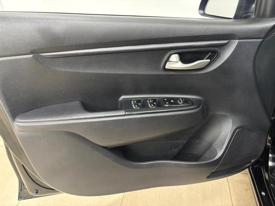 Kia Rio IV Альметьевск  - изображение 9