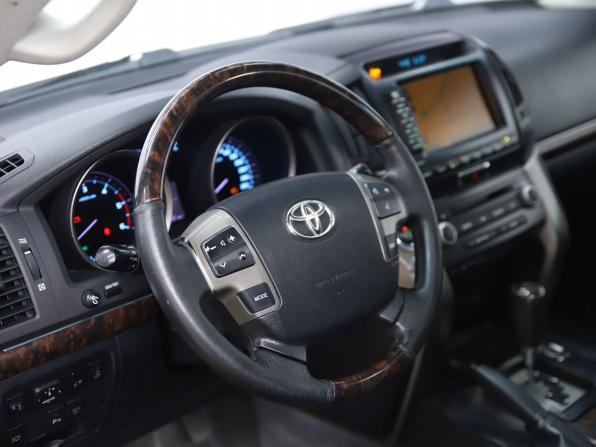 Toyota Land Cruiser 200 Series с пробегом 2011 года, цена 2 830 000 рублей, 312631 км, внедорожник, Автокод Объявления