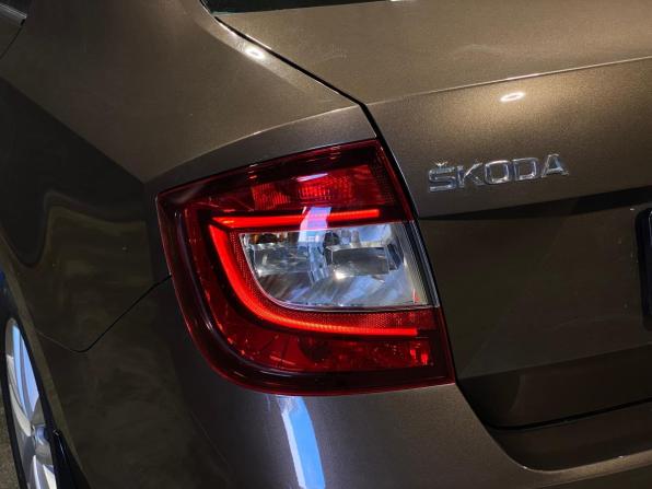 Skoda Rapid I Рестайлинг с пробегом 2017 года, цена 1 335 000 рублей, 120719 км, лифтбек, Автокод Объявления