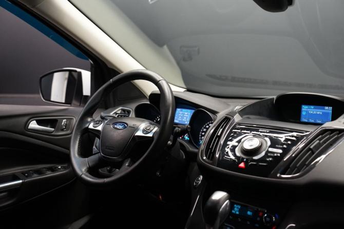 Ford Kuga II с пробегом 2013 года, цена 1 199 000 рублей, 260000 км, внедорожник, Автокод Объявления