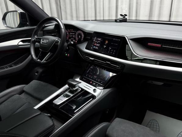 Audi Q6 с пробегом 2023 года, цена 7 099 000 рублей, 38000 км, внедорожник, Автокод Объявления