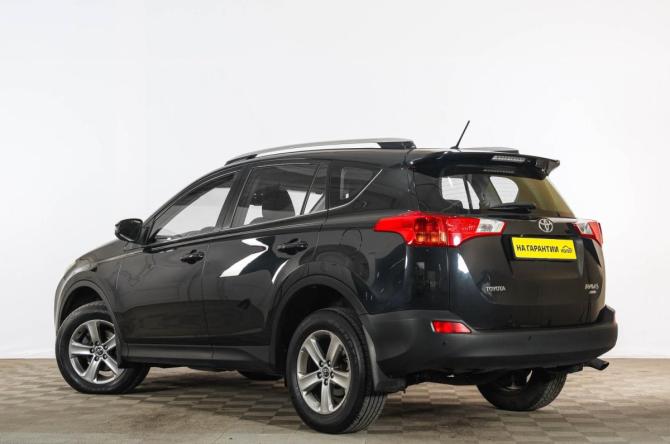 Toyota RAV4 IV (XA40) с пробегом 2015 года, цена 2 239 000 рублей, 131000 км, внедорожник, Автокод Объявления