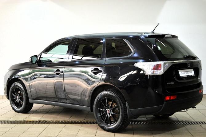 Mitsubishi Outlander III с пробегом 2012 года, цена 1 349 000 рублей, 136000 км, внедорожник, Автокод Объявления